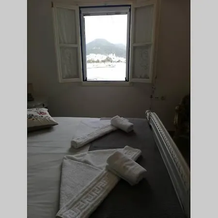 Amorgos_jewel Katápola